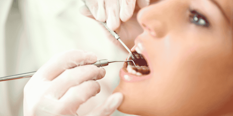 mini dental implants vs standard implants